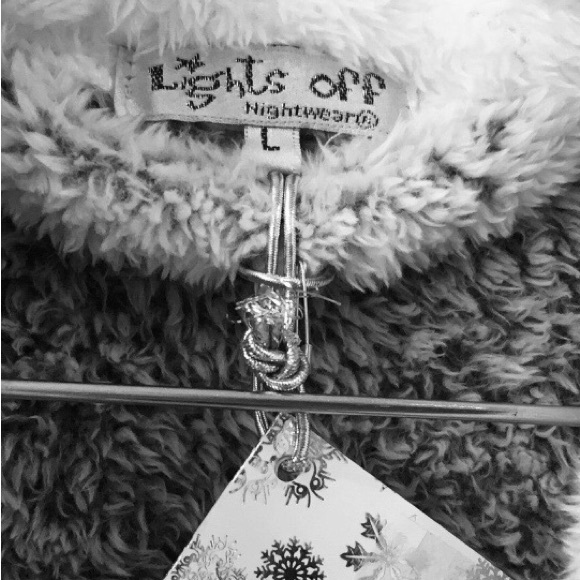 NWT Winter Collection Nightwear Long Grey Well Soft Wrap Robes L - Picture 3 of 4